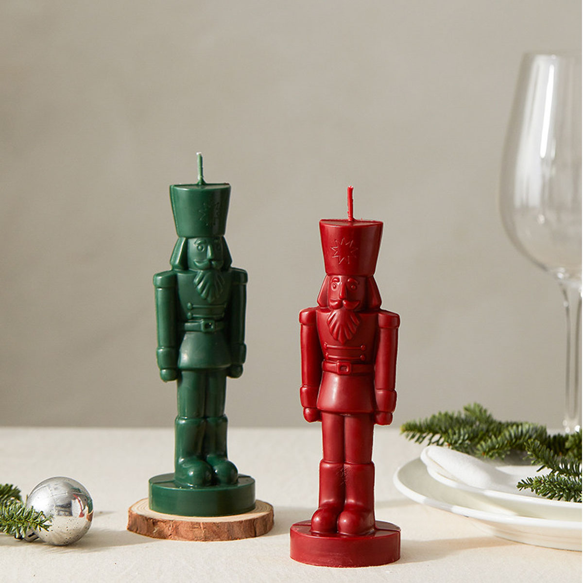 قالب شمع بلاستيكي كبير على شكل - مراجعة Nutcracker Figurine وسعره